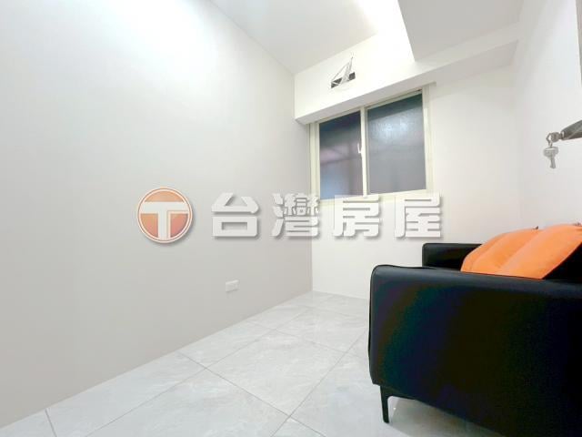 B25中正路華廈,新北市新莊區中正路