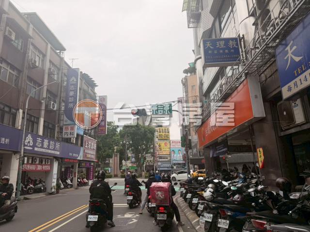 A103新莊公園旁大空間,新北市新莊區中港路