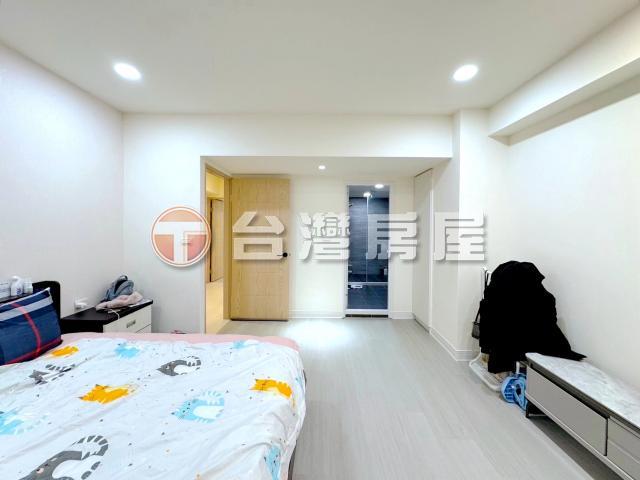 B105稀有美妝大四房華廈,新北市新莊區瓊泰路
