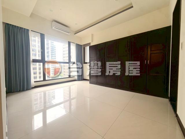 B102重劃區邊間挑高雙主臥,新北市新莊區頭前路
