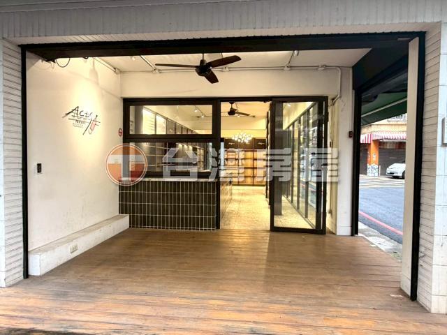 C27新莊精緻邊間三角窗店面,新北市新莊區後港一路