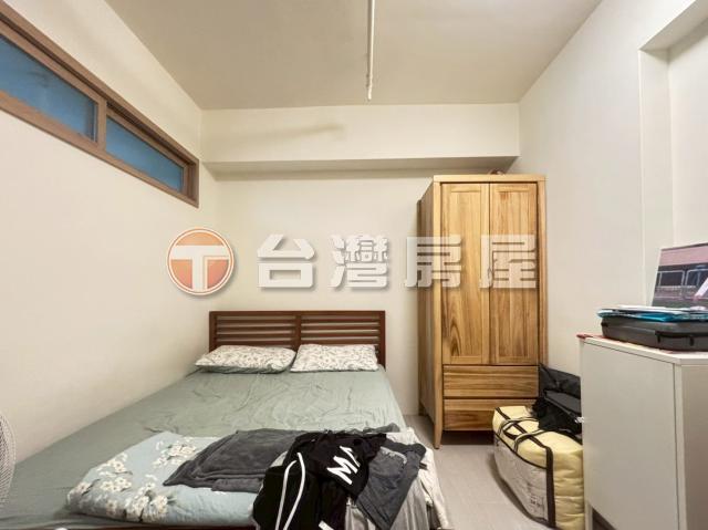 B149煌玉稀有低公設方正四房,新北市新莊區中華路二段