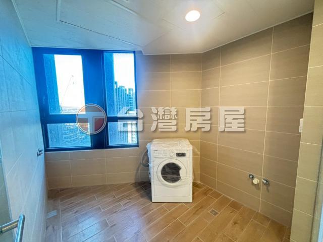 B154ＡＭＡＸ高樓層景觀戶,新北市新莊區中信街