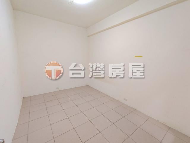 A06新泰路稀有邊間,新北市新莊區新泰路