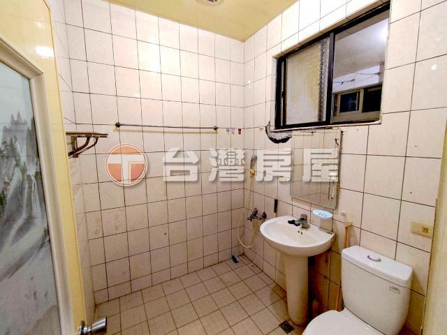 A06新泰路稀有邊間,新北市新莊區新泰路